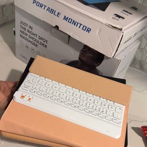 BUNDEL !!!!!!Portable Keyboard with Case
